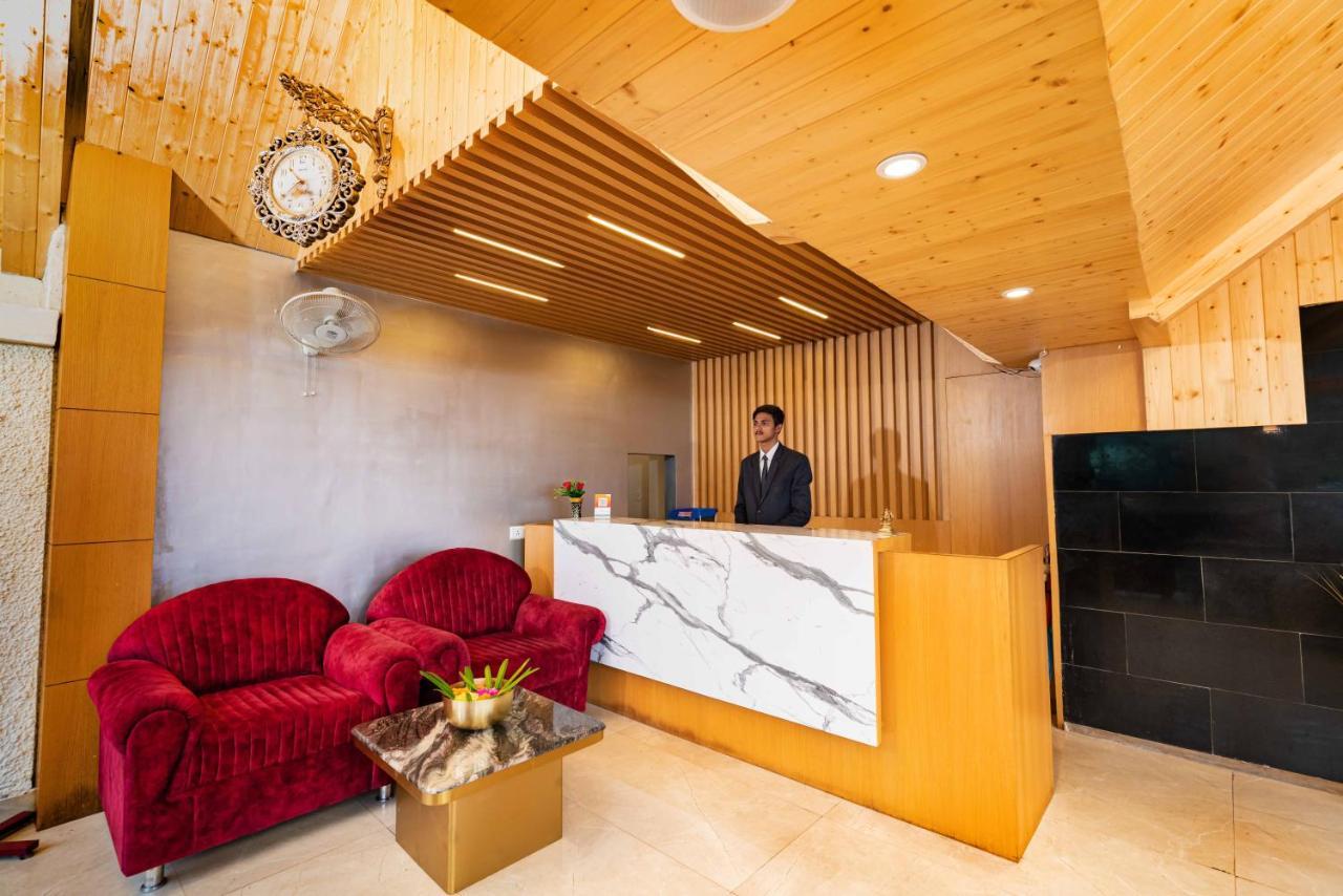 Ashiana Clarks Inn Shimla Exterior foto